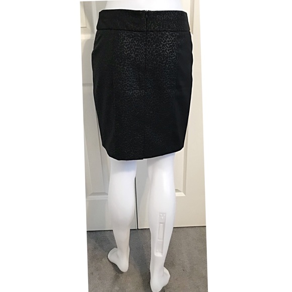 NWOT, Cynthia Rowley Black Printed Pencil Skirt - Picture 3 of 7